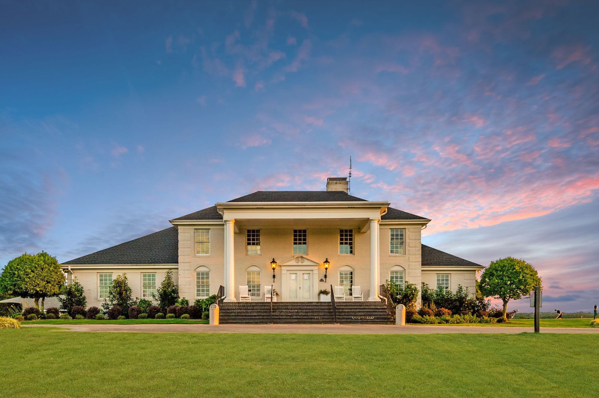 house on golf course